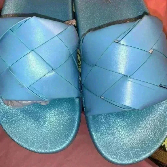 Slides - Picture 2 of 8